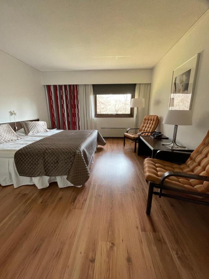 Eckeroe Hotell & Restaurang Екстер'єр фото