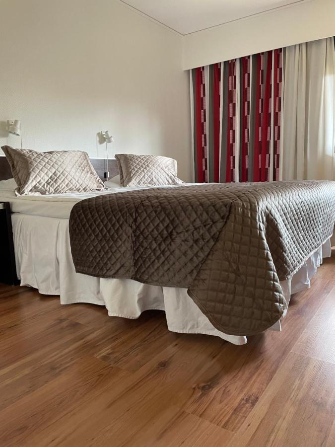 Eckeroe Hotell & Restaurang Екстер'єр фото