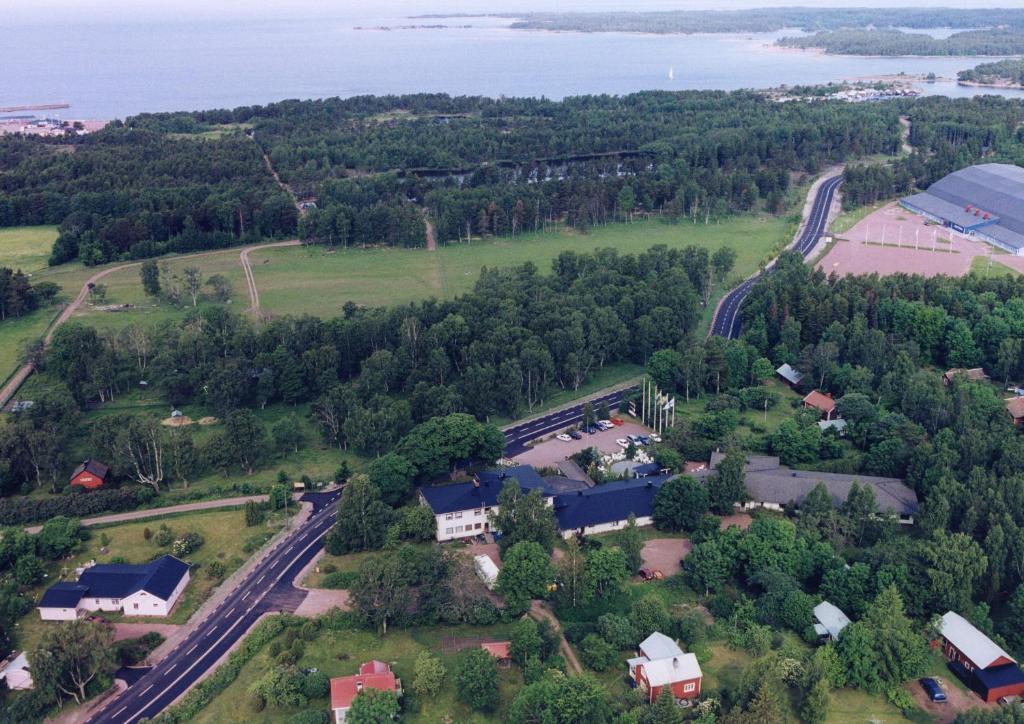 Eckeroe Hotell & Restaurang Екстер'єр фото